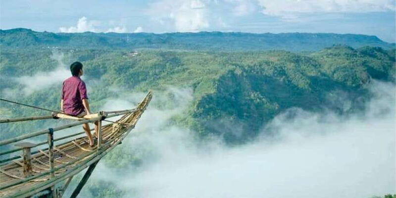 yogyakarta-tembelan-gorge-pine-forest-and-timang-beach