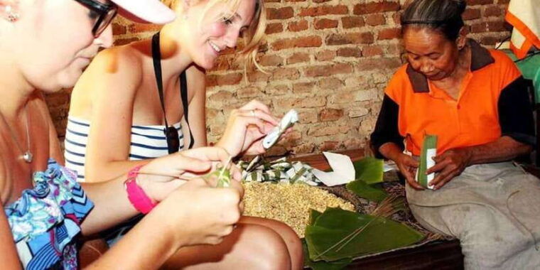 yogyakarta-traditional-village-bicycle-tour-with-transfer