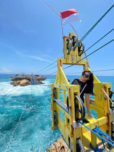 yogyakarta-trip-to-pindul-cave-timang-beach-guide