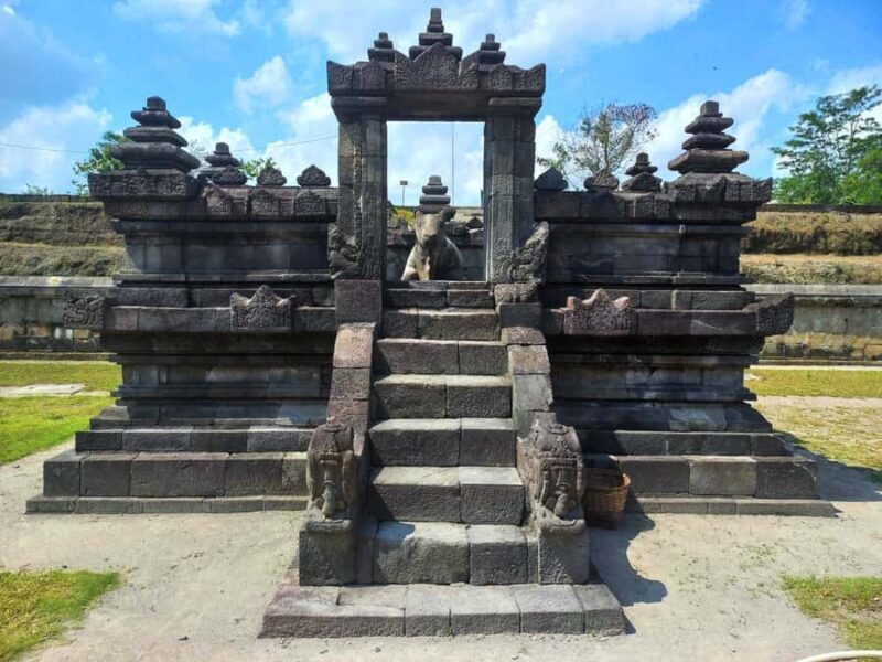Yogyakarta: Unveiling Javanese Temple - Detailed Breakdown of the Experience