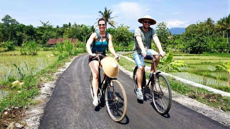 yogyakarta-village-cycling-tour-with-classic-bicycle