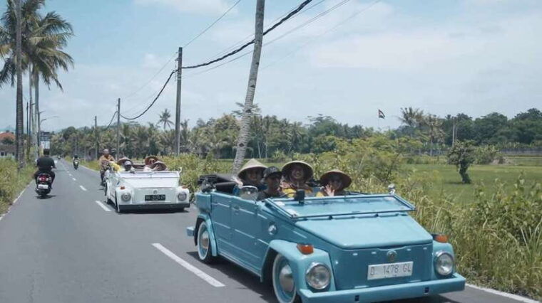 yogyakarta-vw-borobudur-english-guide-tour-long-trip