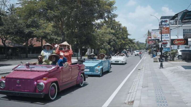 yogyakarta-vw-borobudur-english-guide-tour-short-trip