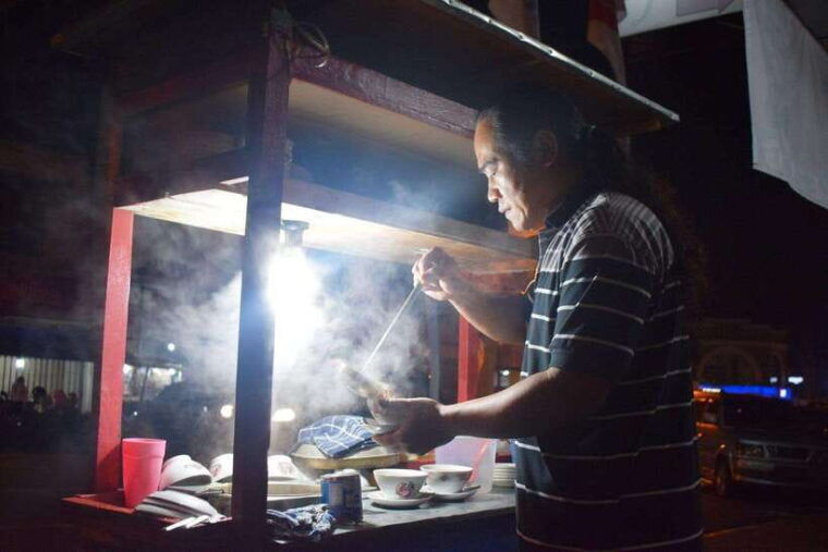 yogyakarta-walking-tour-gourmet-stroll-nightly-highlights