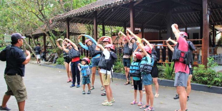 yogyakarta-white-water-rafting-and-merapi-volcano-jeep-tour