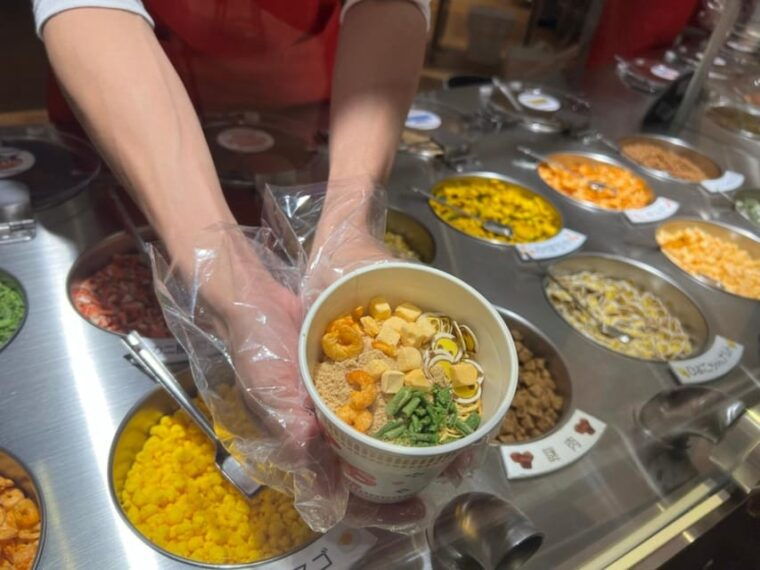 yokohama-cup-noodles-museum-and-chinatown-guided-tour