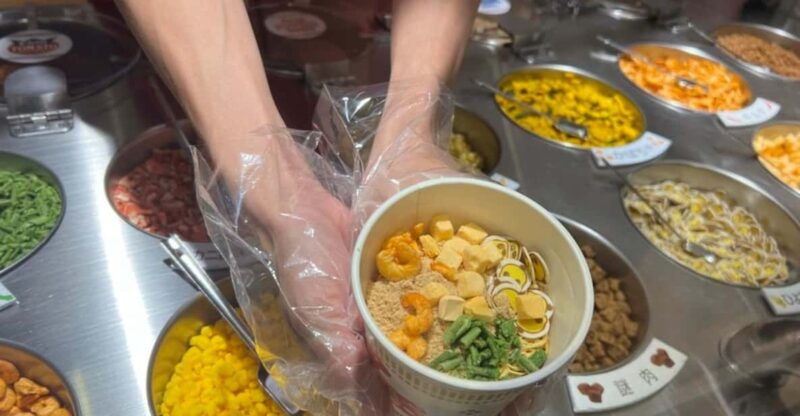 yokohama-cup-noodles-museum-tour-with-guide