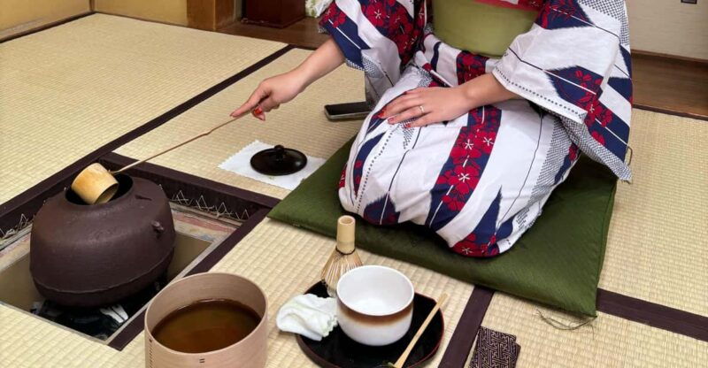 yokohama-tea-ceremony-with-sweets-and-souvenir