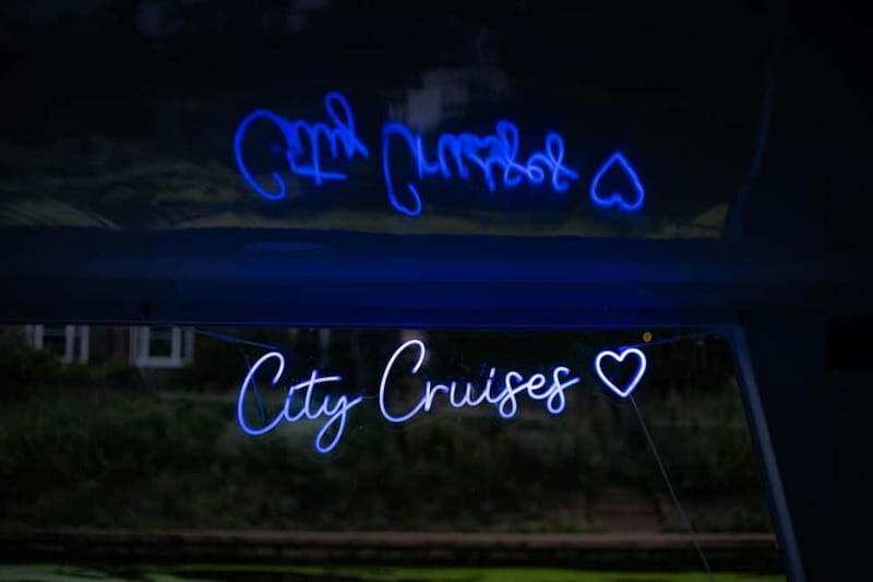 York: Evening Cruise With Strawberries & Cream + Drink - An Authentic Look at the Experience