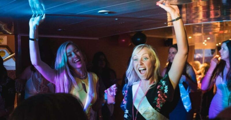 york-party-cruise-with-drink-dinner-and-dj