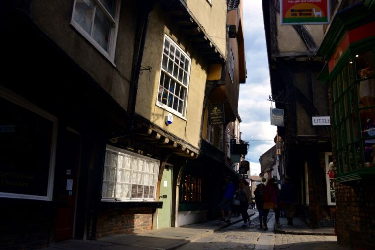 york-private-guided-walking-tour-2