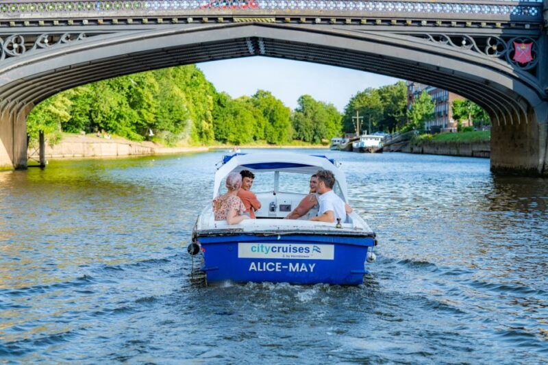 york-self-steer-boat-rental