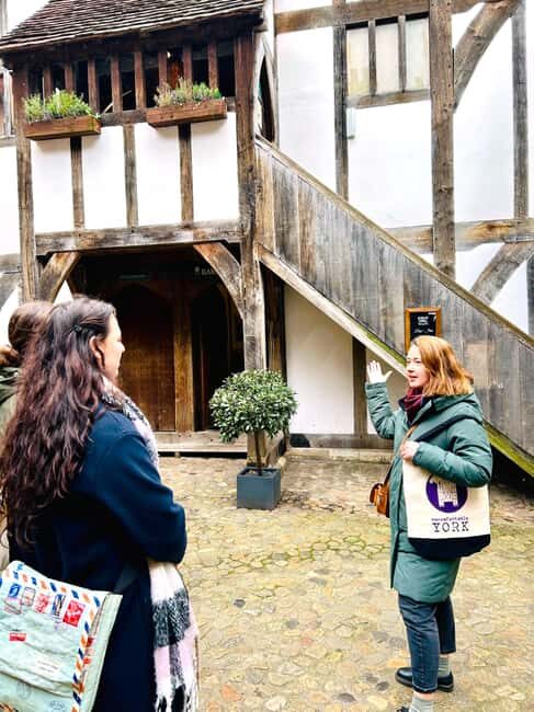 York: The Unconventional Guided Walking Tour - The Guide and Research Quality