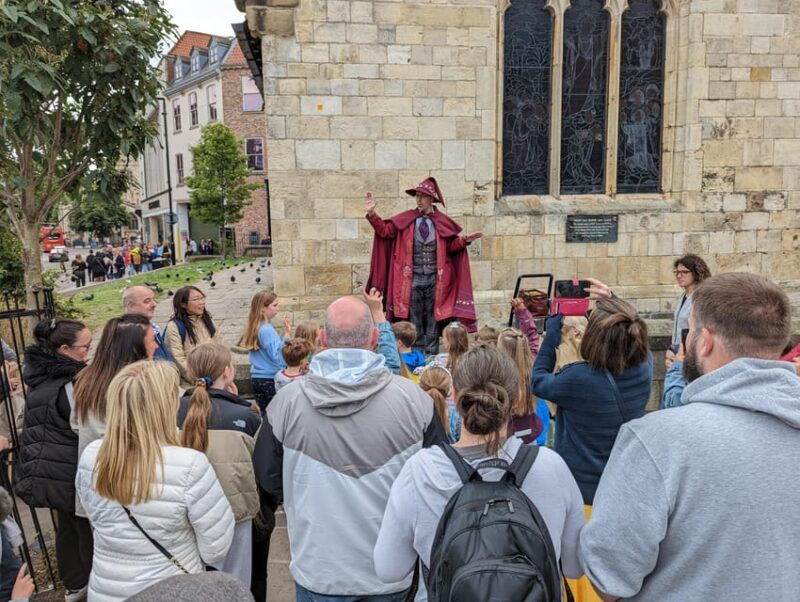 york-wizard-walk-of-york-tour-magic-comedy-family-fun