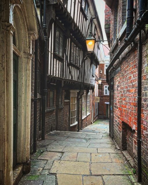 Yorks Snickelways Story Walking Tour - FAQs  