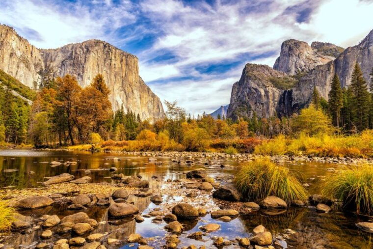 yosemite-natl-park-valley-lodge-semi-guided-2-day-tour