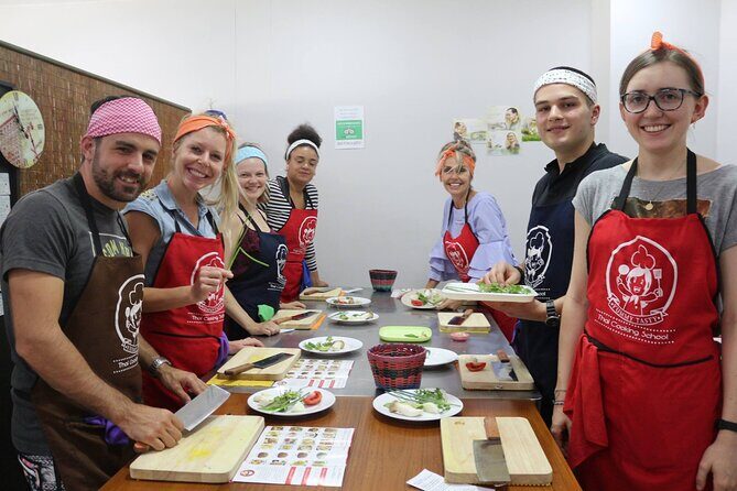 Yummy Tasty Thai Cooking School in Chiang Mai - The Market Visit: A Sensory Adventure