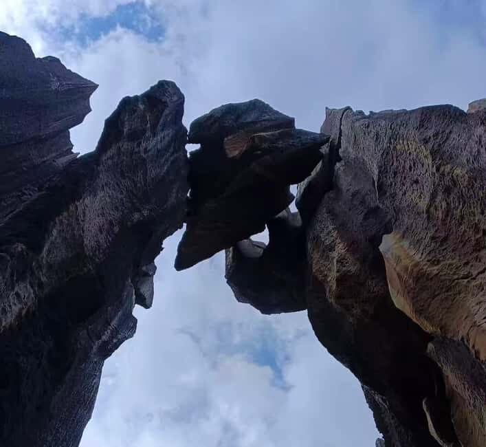 Yunnan: Private Day Tour to Stone Forest - Practical Tips for the Day