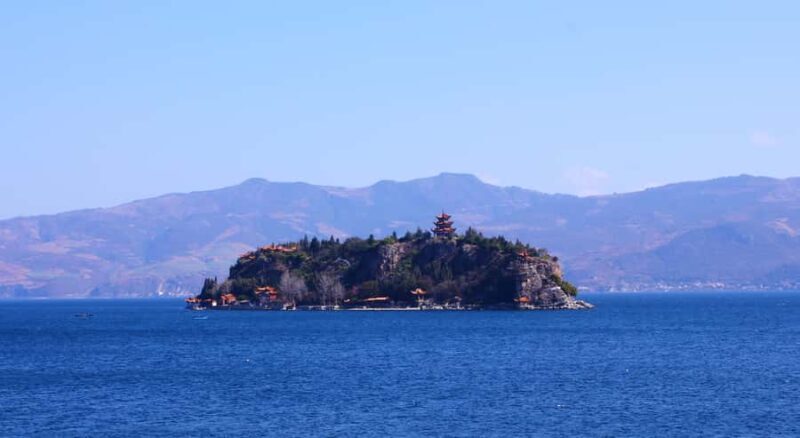 Yuxi, Yunnan: Fuxian Lake Sailing Base  60-Minute Sail - The Value of a 60-Minute Sailing Experience