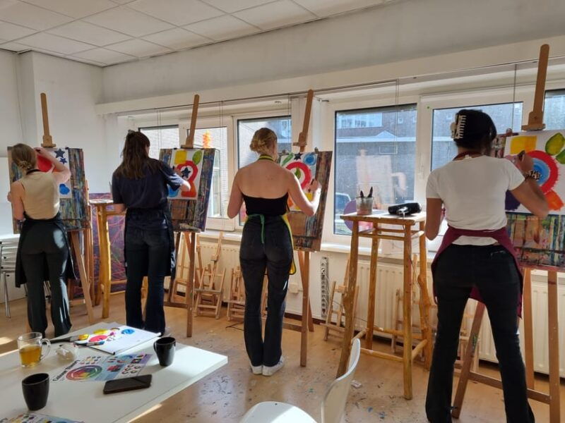 zaandam-paint-a-dutch-windmill-in-a-cozy-atelier