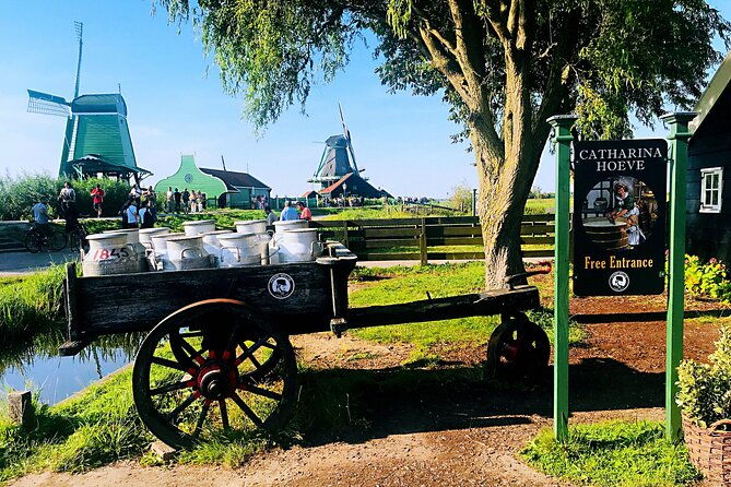 zaanse-schans-and-giethoorn-small-group-tour-with-hotel-pick-up