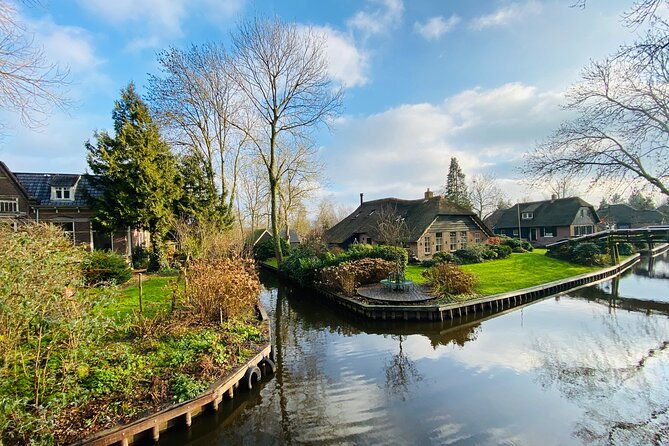 zaanse-schans-and-giethoorn-small-group-tour-with-hotel-pick-up