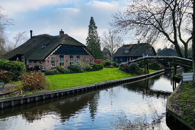 zaanse-schans-and-giethoorn-small-group-tour-with-hotel-pick-up