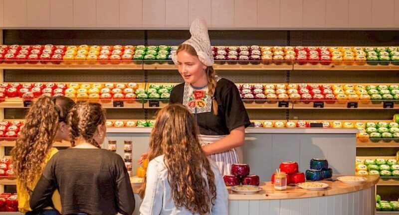 zaanse-schans-cheesefactory-volendam-private-tour