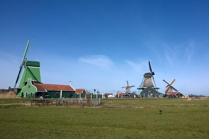 zaanse-schans-windmills-clogs-and-dutch-cheese-small-group-tour-from-amsterdam