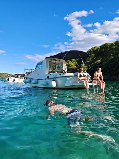 Zadar: Boat Tour with Snorkeling Gear and Drinks - Overview of the Experience