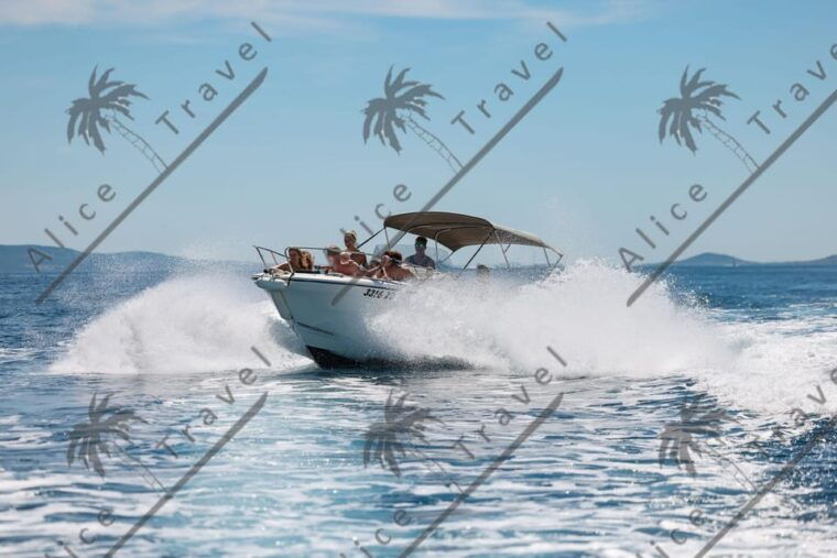 zadar-discover-the-vibe-of-croatia-on-a-speedboat-with-wine