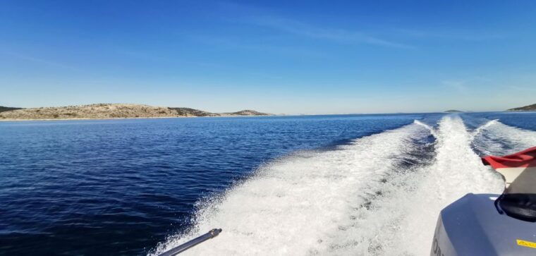 zadar-guided-tour-to-ugljan-osljak-galevac-by-speedboat