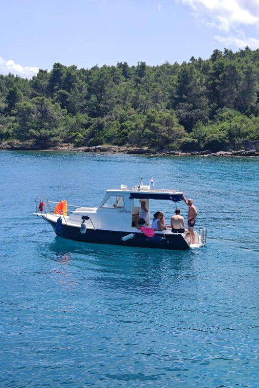 zadar-half-day-boat-trip-and-tour-of-3-islands