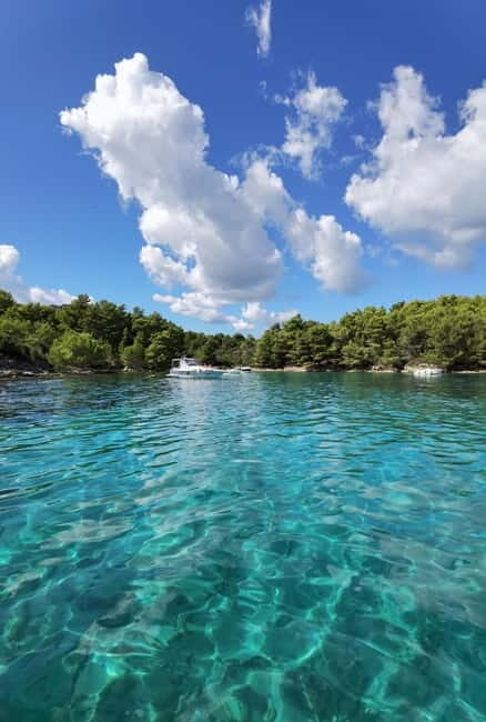 Zadar: Half-day trip boat with drinks and snorkeling - Key Points