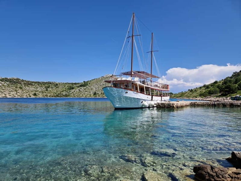 Zadar: Kornati National Park and Telaica Nature Park Trip - Onboard Comfort & Food: A Key Value