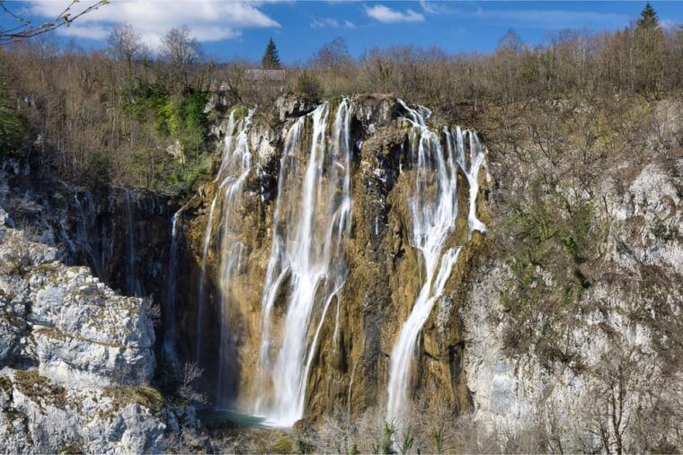 zadar-plitvice-lakes-transfer-tour-with-pro-photographer