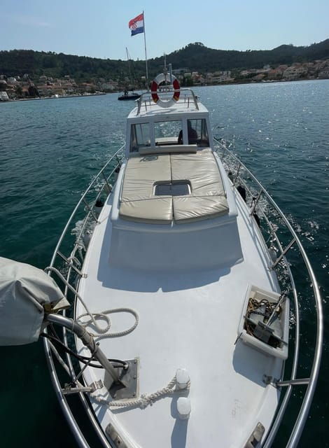 zadar-private-boat-tour-to-island-ugljan-galevac-osljak