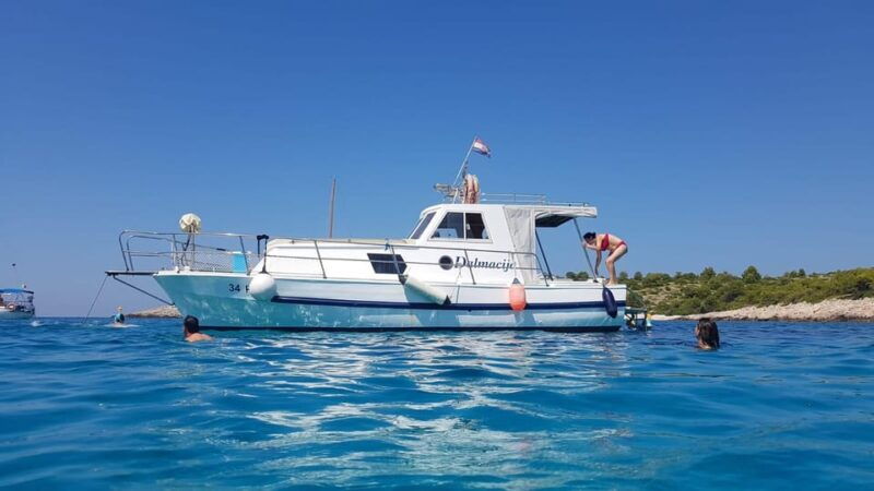 zadar-private-boat-tour-to-island-ugljan-galevac-osljak