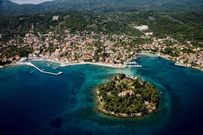 zadar-private-tour-to-ugljan-osljak-galevac-by-speedboat