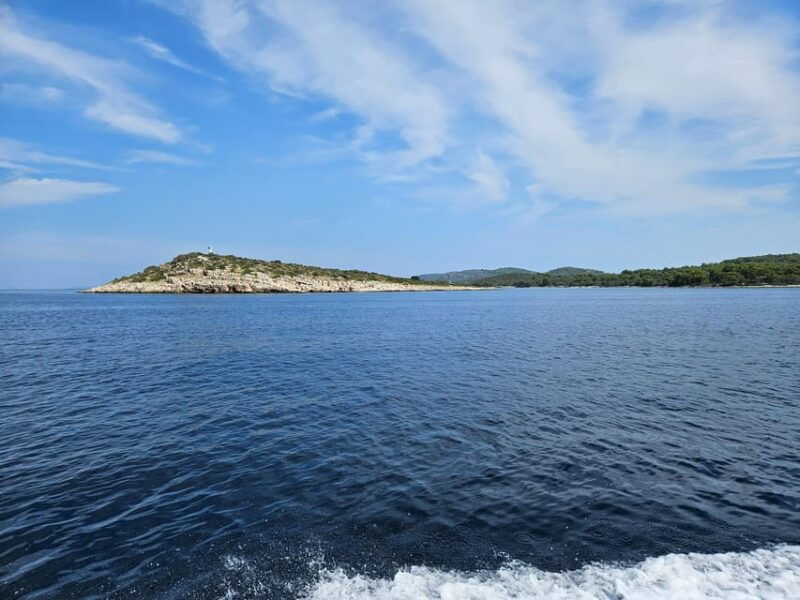 zadar-saharun-beach-and-sunken-ship-adventure-boat-trip
