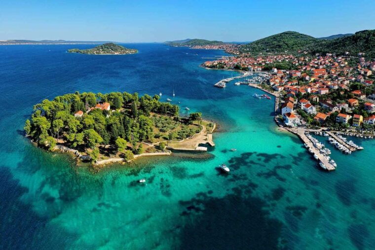 zadar-speedboat-tour-to-3-islands-with-refreshing-drinks