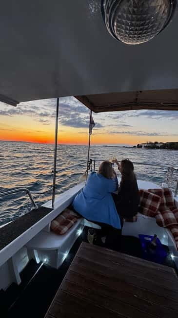 Zadar: Sunset boat tour with champagne - Authentic Testimonials: What Travelers Say