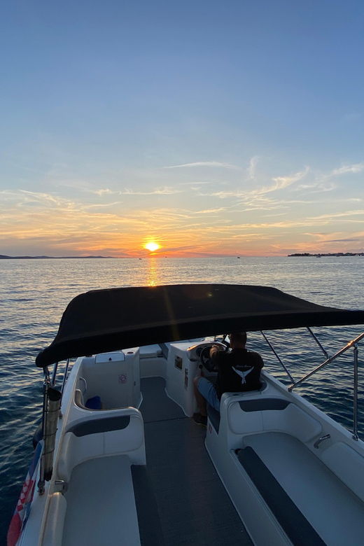 zadar-sunset-boat-tour-with-unlimited-drinks