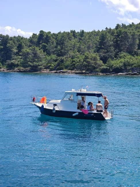 Zadar:Private tour of 3islands with welcome drink and fruit! - What to Expect from Your Zadar Island Adventure