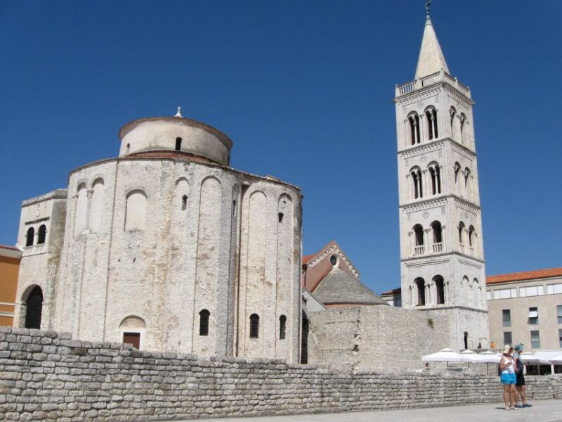 zadars-secrets-private-walking-tour-with-a-panoramic-view