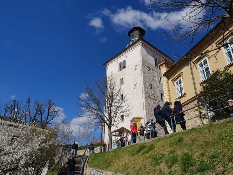 Zagreb: 2-Hour Walking Tour, Polish Speaking Guide - FAQs