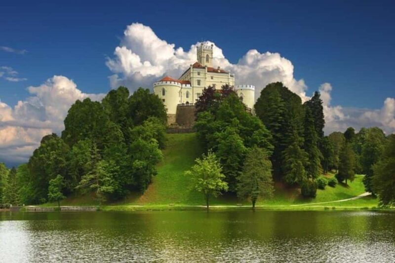 Zagreb: Krapina Neanderthal Museum & Trakoan Castle Tour - Key Points