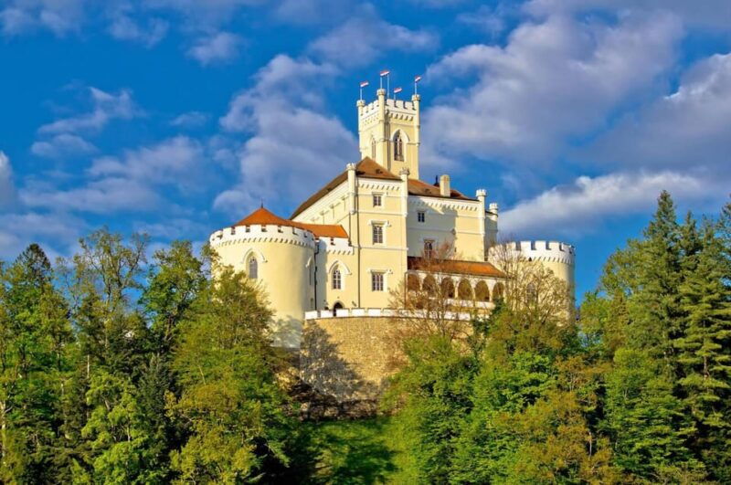 zagreb-private-day-trip-to-varazdin-trakoscan-castle