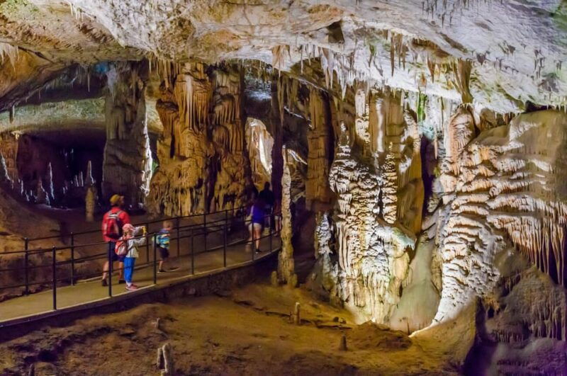 zagreb-private-ljubljana-postojna-cave-castle-day-trip
