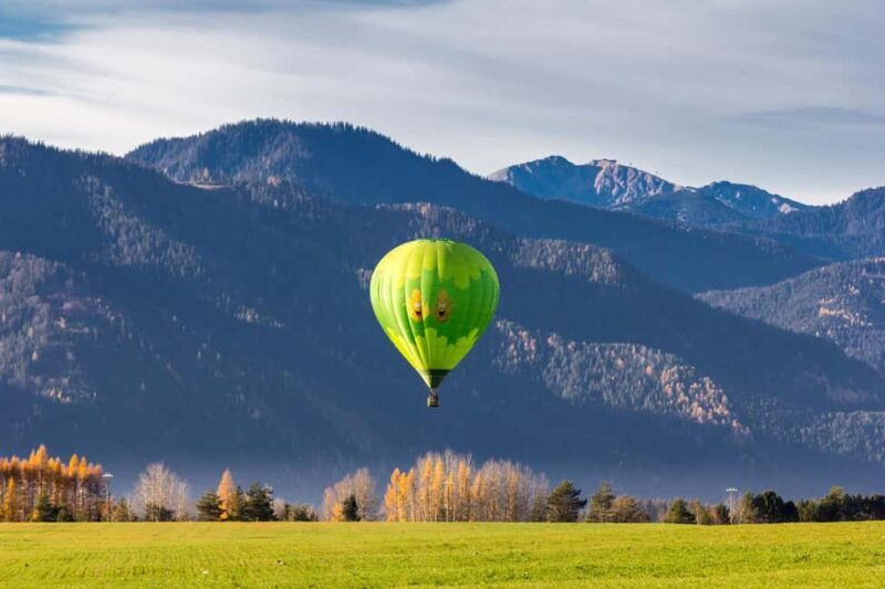 Zakopane: Tatra Mountains Balloon Flight Tour with Champagne - FAQs